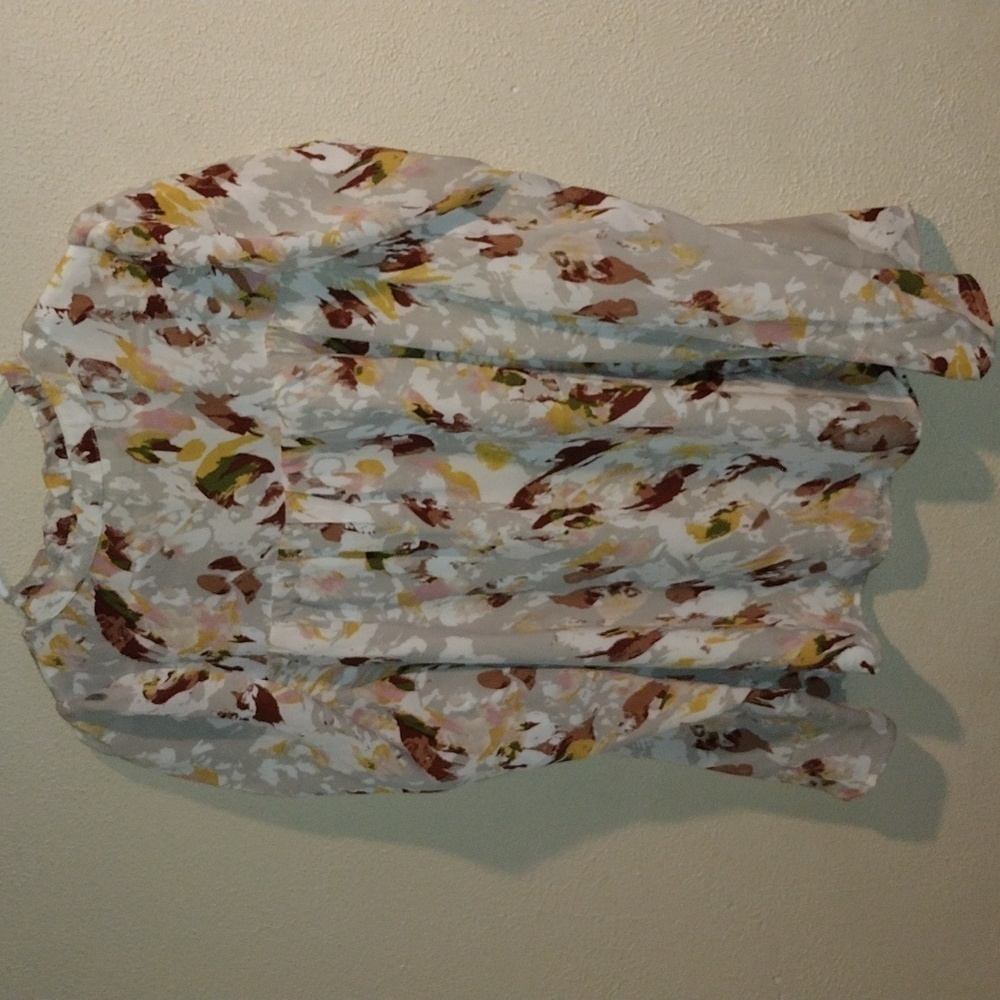 Entro Abstract Lightweight Blouse Top M - Picture 6 of 6